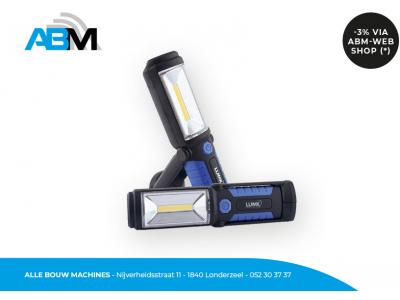 Lampe torche LED Duo Grip de Lumx chez Alle Bouw Machines (ABM).