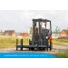 Opslagbox van TotalSource bij Alle Bouw Machines (ABM) wordt verplaatst met vorkheftruck.