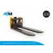 Fourches du gerbeur manuel SLRM0005 de TotalSource chez Alle Bouw Machines (ABM).