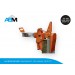Grappin mécanique FGS 1,5-30 de Wimag chez Alle Bouw Machines (ABM) est utilisé pour serrer un bloc de béton en L.