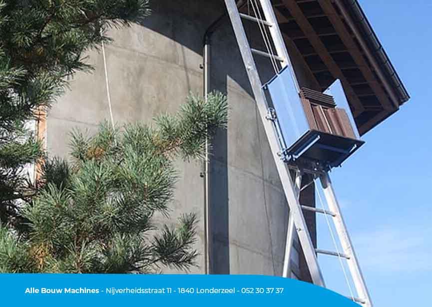Universeel platform van GEDA bij Alle Bouw Machines (ABM) op ladderlift.