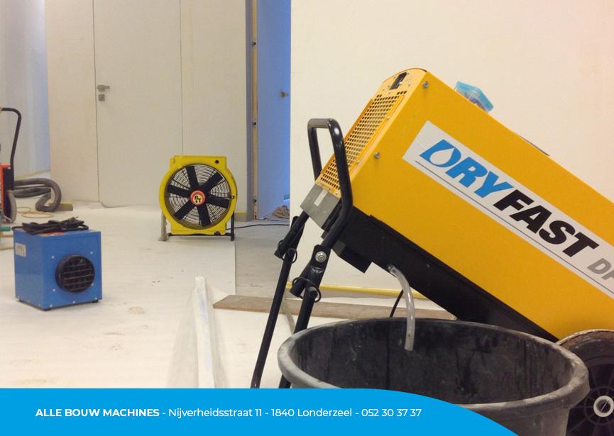 Déshumidificateur de chantier DF800F de Dryfast chez Alle Bouw Machines (ABM) avec ventilateur axial.