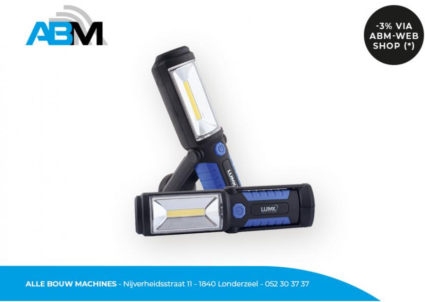 Lampe torche LED Duo Grip de Lumx chez Alle Bouw Machines (ABM).