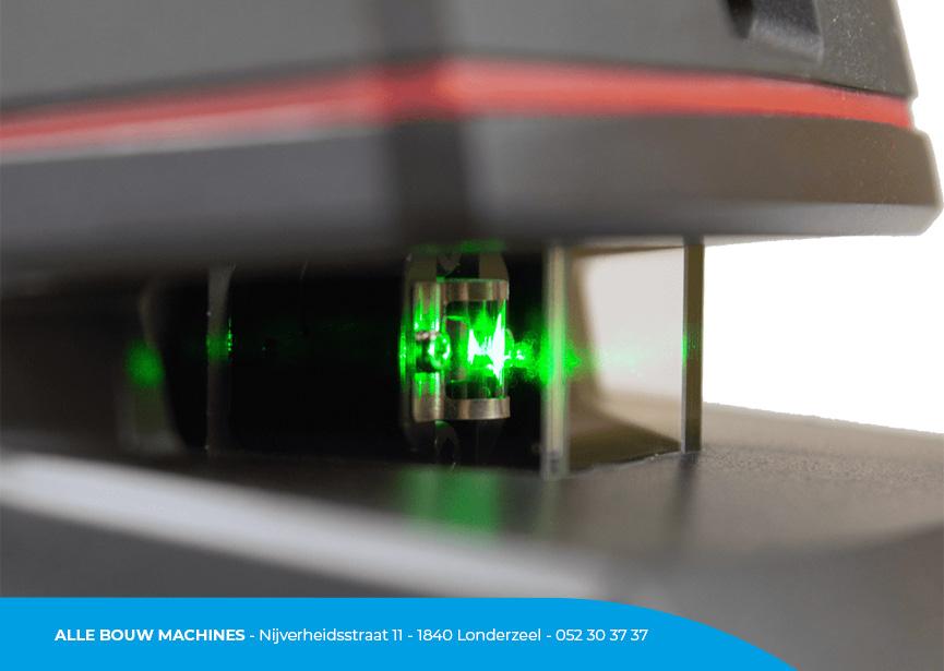 Diode vert du laser à lignes croisées et point CPL206G de Levelfix chez Alle Bouw Machines (ABM).